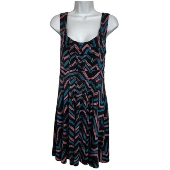MARC‎ BY MARC JACOBS Chevron Print A-line Silk Blend Pleated Dress NWOT Size S - Picture 1 of 8